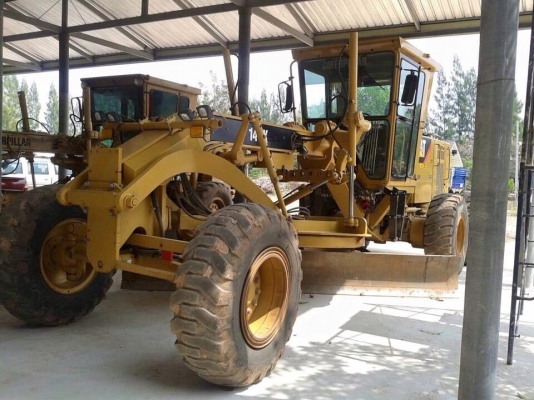 รถเกรด CAT 140 K.    สนใจติดต่อ  081 - 6079515