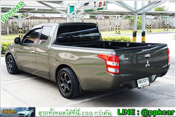2015 MITSUBISHI TRITON 2.4 GLX MEGA CAB 2015 MITSUBISHI TRITON 2.4 GLX MEGA CAB
