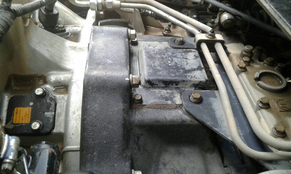 รถฮีโน่ 10 ล้อดั้ม FM1A  330 แรงม้า ปี 53.  ( ขาย แม่ , ลูก. )    สนใจติดต่อ  081 - 6079515