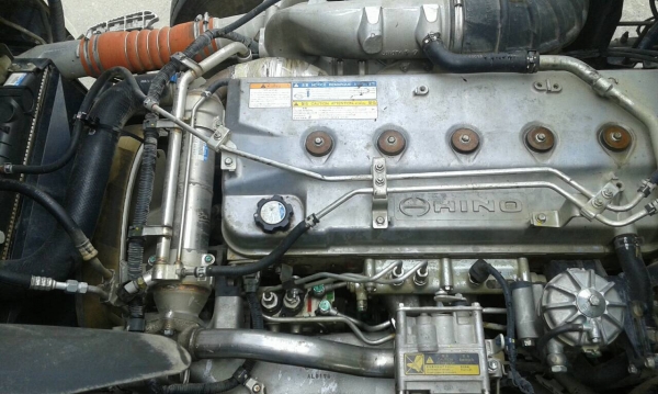 รถฮีโน่ 10 ล้อดั้ม FM1A  330 แรงม้า ปี 53.  ( ขาย แม่ , ลูก. )    สนใจติดต่อ  081 - 6079515