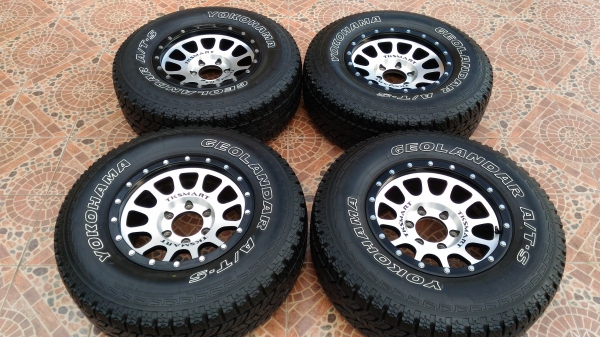 มีของมาขาย ล้อ 16x8 ออฟ 0 + yokohama 265/70/16 ปี 15 สวยๆถูกๆ