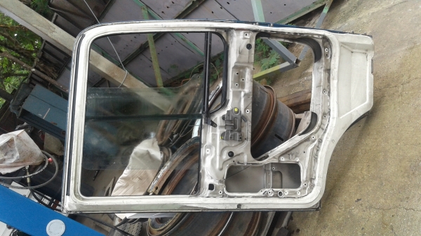 ประตูข้างซ้ายhinoโปรเฟียและสิงท์ไฮเทค