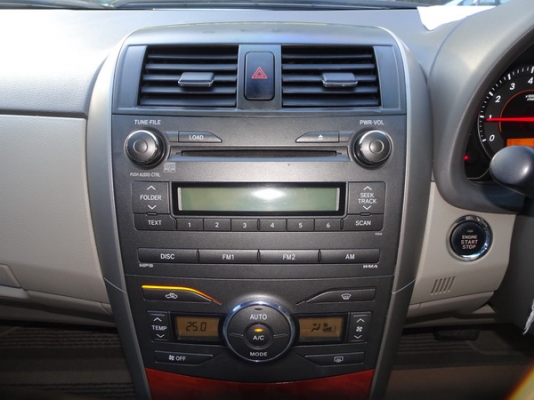 TOYOTA ALTIS 2.0V AT ปี 2010