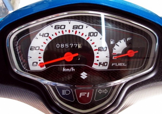 nex สีนํ้าเงินขาว ลายใหม่ รถปี 58 ระบบหัวฉีดประหยัดน้ำมัน ไซร์เล็กขับคล่องตัวสุดๆ แถม 3 รายการ