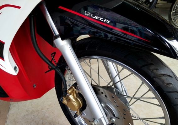 MIO 125 i ลายใหม่ล่าสุด สีขาวแดง สีขายดี รถสภาพใหม่ไมล์น้อย เดิมทุกอย่าง แถม 3 รายการ