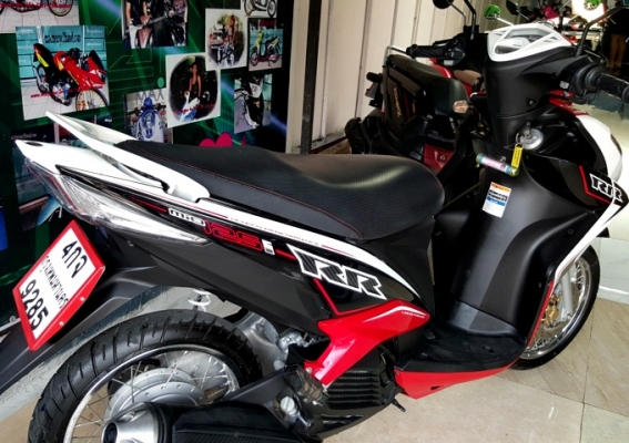 MIO 125 i ลายใหม่ล่าสุด สีขาวแดง สีขายดี รถสภาพใหม่ไมล์น้อย เดิมทุกอย่าง แถม 3 รายการ