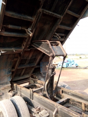 6ล้อดั๊มโตโยต้าสีเดิมหัวเดิมคัชชีงามปี34พร้อมใช้ยาว3.20 เมตรราคาถูก220000ต่อรองคับ 6ล้อดั๊มโตโยต้าสีเดิมหัวเดิมคัชชีงามปี34พร้อมใช้ยาว3.20 เมตรราคาถูก220000ต่อรองคับ