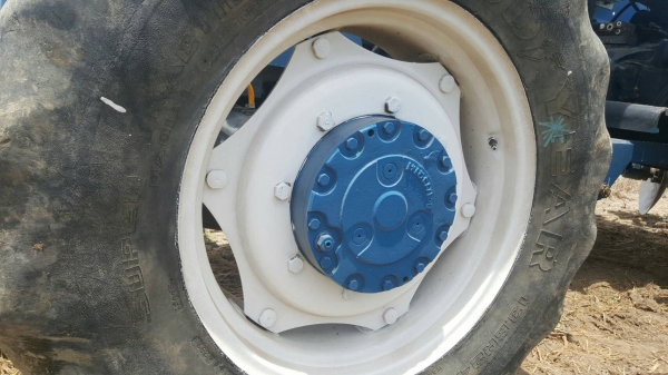 ขายรถไถ  FORD6610 2เพลา คานหน้าคาลาโล่ เครื่องเกียร์ปกติ ปั๊มปกติ อุปกปรณ์.ใบดันหน้า หาง7 มีเล่มทะเบียนครบ ราคา. 480,000 บาท ต่อรองได้ โทร.080-108-5007 บอล