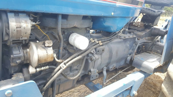 ขายรถไถ  FORD6610 2เพลา คานหน้าคาลาโล่ เครื่องเกียร์ปกติ ปั๊มปกติ อุปกปรณ์.ใบดันหน้า หาง7 มีเล่มทะเบียนครบ ราคา. 480,000 บาท ต่อรองได้ โทร.080-108-5007 บอล