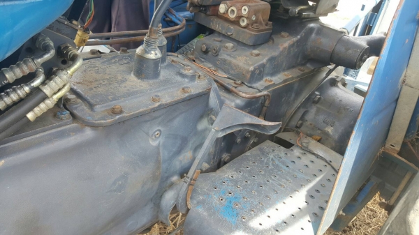 ขายรถไถ  FORD6610 2เพลา คานหน้าคาลาโล่ เครื่องเกียร์ปกติ ปั๊มปกติ อุปกปรณ์.ใบดันหน้า หาง7 มีเล่มทะเบียนครบ ราคา. 480,000 บาท ต่อรองได้ โทร.080-108-5007 บอล