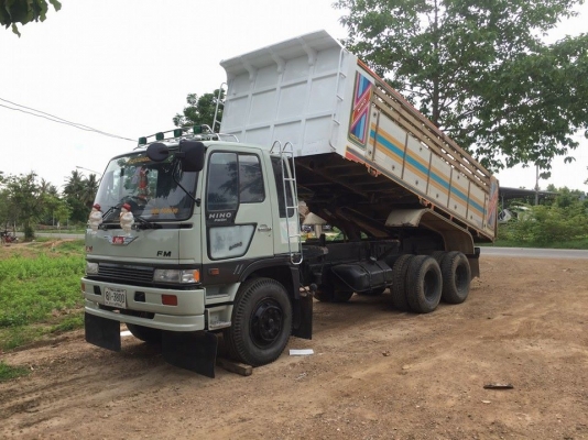 ขายรถ10ล้อ ดั้ม2เพลา FM3H เครื่อง220แรง EM100 พาวเวอร์ เบรกจิฟฟี่ ช่วงล่างZM 10น็อต ภายในสวย เอกสารพร้อมโอน สนใจโทร 090-8588220คุณนะ 093-3258446คุณบิว หรือเข้าดูสินค้าอื่นๆได้ที่ www.narong2truck.com หรือ www.truck.in.th/498 หรือเพจFacebook ณรงค์ ซื้อขายร