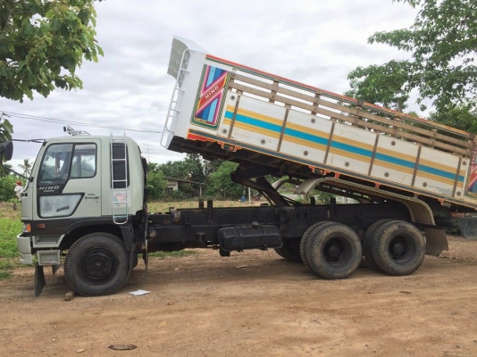 ขายรถ10ล้อ ดั้ม2เพลา FM3H เครื่อง220แรง EM100 พาวเวอร์ เบรกจิฟฟี่ ช่วงล่างZM 10น็อต ภายในสวย เอกสารพร้อมโอน สนใจโทร 090-8588220คุณนะ 093-3258446คุณบิว หรือเข้าดูสินค้าอื่นๆได้ที่ www.narong2truck.com หรือ www.truck.in.th/498 หรือเพจFacebook ณรงค์ ซื้อขายร ขายรถ10ล้อ ดั้ม2เพลา FM3H เครื่อง220แรง EM100 พาวเวอร์ เบรกจิฟฟี่ ช่วงล่างZM 10น็อต ภายในสวย เอกสารพร้อมโอน สนใจโทร 090-8588220คุณนะ 093-3258446คุณบิว หรือเข้าดูสินค้าอื่นๆได้ที่ www.narong2truck.com หรือ www.truck.in.th/498 หรือเพจFacebook ณรงค์ ซื้อขายร