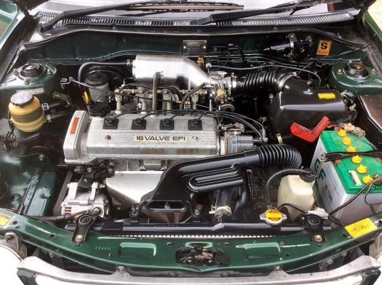 TOYOTA SOLUNA 1.5 XLi 2001