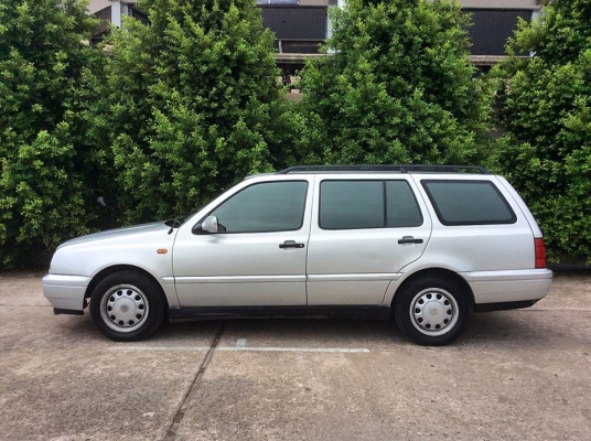 VOLKSWAGEN GOLF 1.8 GL (5Dr) VARIANT 1997