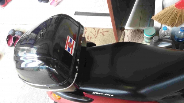 กล่องติดท้ายมอเตอร์ไซค์ กล่องติดท้ายมอเตอร์ไซค์