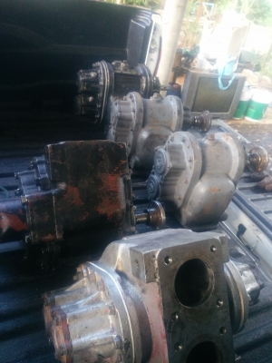 ขายปั๊มเฟือง ขนาด 2- 3 นิ้ว เหล็ก&amp;เหลด