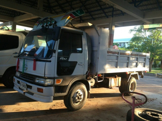 รถ hino 6 ล้อ fc 4j  เครื่อง wo 6  165  แรง  เบรคทิฟฟี่ พวงมาลัย เพาเวอร์  เครื่อเพิ่งฟิต ไม่มีคนขับ