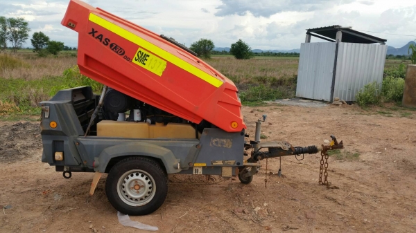 ขาย เครื่องปั๊มลม ATLAS COPCO XAS 67 ขนาด 11 บาร์ มีเทรเลอร์ พ่วงลาก ลมแรง เก่านอก
