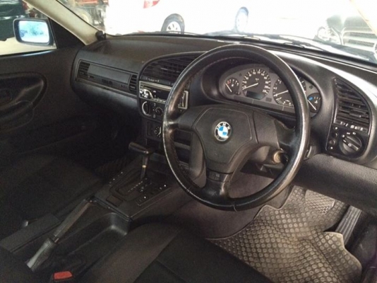 Bmw 318 ปี95 LPG หัวฉีด เครื่องเดิม 1800 ภายใน เดิมๆสวย