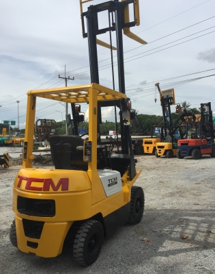 ขายรถยก T.C.M FD15Z17 ชั่วโมงการทำงานน้อย เครื่องยนต์ดีเซลอีซูซุ 4FE1 PE เกียร์ธรรมดา