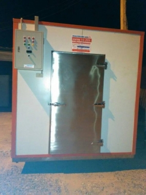 ลดราคาครับ 160000 ตู้แช่เเข็งขนาดบรรจุ4ตัน และตู้แช่2ใบ