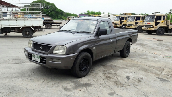 MITSUBISHI รุ่น STARDA 4สูบ เทอร์โบ 2,500CC. รถปีจดทะเบียน 2547