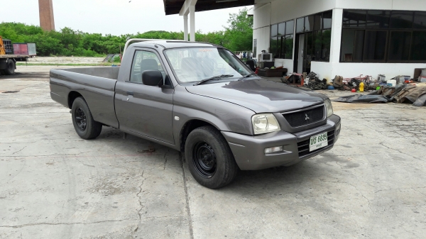 MITSUBISHI รุ่น STARDA 4สูบ เทอร์โบ 2,500CC. รถปีจดทะเบียน 2547