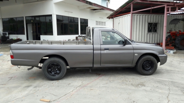 MITSUBISHI รุ่น STARDA 4สูบ เทอร์โบ 2,500CC. รถปีจดทะเบียน 2547