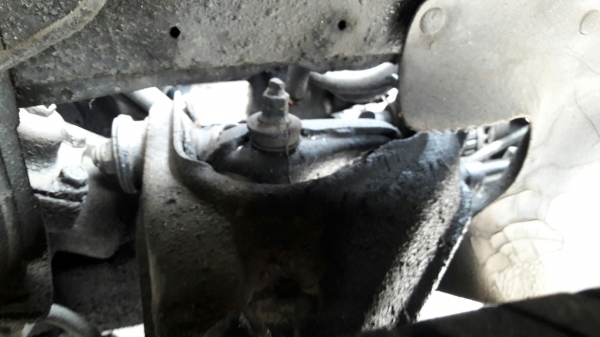 MITSUBISHI รุ่น STARDA 4สูบ เทอร์โบ 2,500CC. รถปีจดทะเบียน 2547