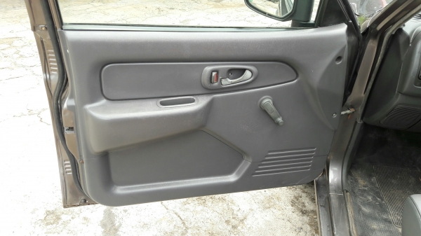 MITSUBISHI รุ่น STARDA 4สูบ เทอร์โบ 2,500CC. รถปีจดทะเบียน 2547