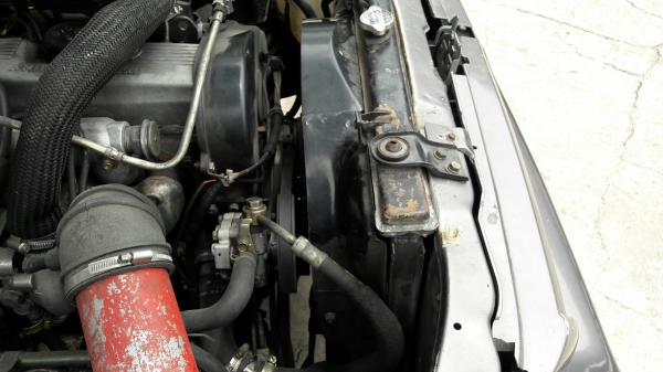 MITSUBISHI รุ่น STARDA 4สูบ เทอร์โบ 2,500CC. รถปีจดทะเบียน 2547