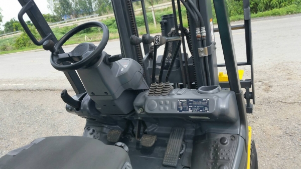 ขายด่วนรถยกKOMATSU FG15-20ยก1.5ตันงากะดกขึ้นลงได้ยกสูง3เมตรเกียรออโต้รุ่นใหม่สุดรถนอกนำเข้ายังไม่เคยใช้งานในเมืองไทยเลย ขายด่วนรถยกKOMATSU FG15-20ยก1.5ตันงากะดกขึ้นลงได้ยกสูง3เมตรเกียรออโต้รุ่นใหม่สุดรถนอกนำเข้ายังไม่เคยใช้งานในเมืองไทยเลย