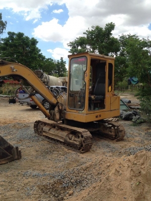 ขายรถขุดแบ็คโค มิตซู MS50 เก๋งแอร์ บูมสไลด์ สภาพพร้อมใช้งานเครื่องเดิมปั๊มแรง ขายรถขุดแบ็คโค มิตซู MS50 เก๋งแอร์ บูมสไลด์ สภาพพร้อมใช้งานเครื่องเดิมปั๊มแรง