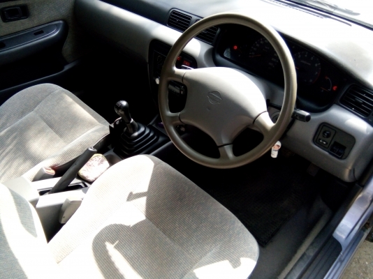 ขายนิสสัน b14 โทร0813863053