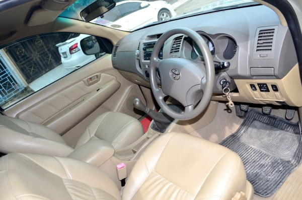 Vigo 2.5 ตัว E smartcab เดิมๆ รถสวย วิ่งน้อย Vigo 2.5 ตัว E smartcab เดิมๆ รถสวย วิ่งน้อย