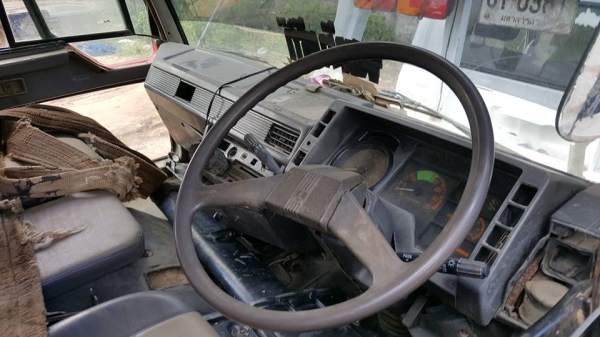 ขายหัวเก๋ง FUSO อุปกรณ์ครบ สภาพสวย สมบรูณ์