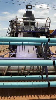 ขายรถเกี่ยวข้าว ช้างน้อยเจ้าพลัง อุ้ม1.5ตัน เครื่องHINO WO6D ช่วงล่าง10สภาพสวยเดิม อุ้มสวยเดิม พร้อมลงงาน ช่วงล่างเต็ม