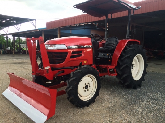 ขายรถไถยันม่าร์ EF494T พร้อมอุปกรณ์ ดันหน้าและผานพรวน รถสวยสภาพพร้อมใช้งานมากๆ ขายราคา 398000 บาทสนใจโทร 0819136451. ขอดูภาพเพิ่มเติมทาง line:id bow6451. บริการจัดส่งฟรีทั่วไทย