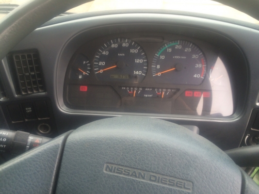 รถโม่ปูนนิสสัน UD เครื่องFE6 206แรงม้า รถโม่ปูนนิสสัน UD เครื่องFE6 206แรงม้า