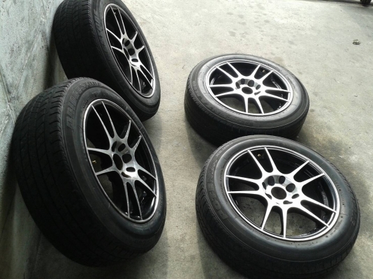 ขอบ15นิ้ว4รู100/114 พร้อมยาง สวยๆ 4 ล้อ ราคา 6500 บาท