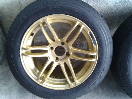 ขอบ15นิ้ว4รู100 พร้อมยาง สวยๆ 1 คู่ ราคา 3500 บาท