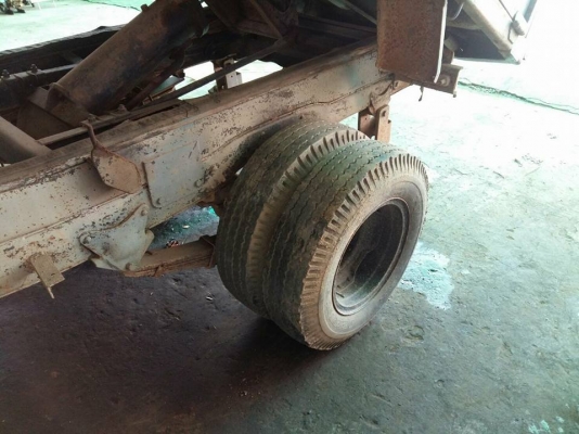 คุณแต๋น 6 ล้อดั้มการเกษตร เครื่องอีสุสุ 4 สูบ