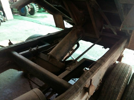 คุณแต๋น 6 ล้อดั้มการเกษตร เครื่องอีสุสุ 4 สูบ