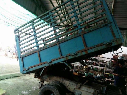 คุณแต๋น 6 ล้อดั้มการเกษตร เครื่องอีสุสุ 4 สูบ