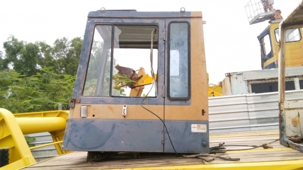 ขายหัวเก๋งรถแมคโค PC-200-3 ใส่ 120-3 และ PC-60-5 หัวเก่าญี่ปุ่น ขายยกแท่นไม่แพงคับ