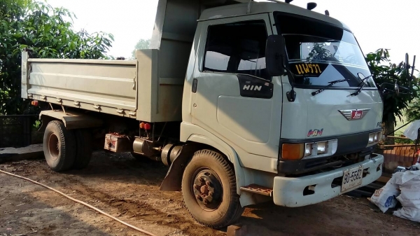 6ล้อดัมพ์ 5 คิว FC120 HP รถห้าง F หน้า-หลัง479000 (ราคาคุยได้ขายเอง)