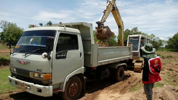 6ล้อดัมพ์ 5 คิว FC120 HP รถห้าง F หน้า-หลัง475000 (ราคาคุยได้ขายเอง)