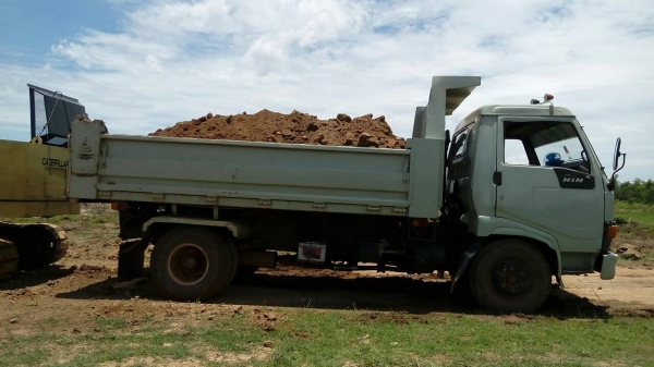 6ล้อดัมพ์ 5 คิว FC120 HP รถห้าง F หน้า-หลัง475000 (ราคาคุยได้ขายเอง)