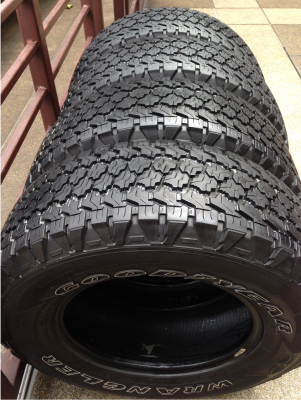 ยาง All Goodyear 235 70 15 สิ้นปี11 พร้อมใช้งาน ราคาไม่แพง