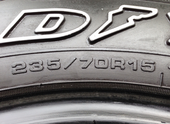 ยาง All Goodyear 235 70 15 สิ้นปี11 พร้อมใช้งาน ราคาไม่แพง